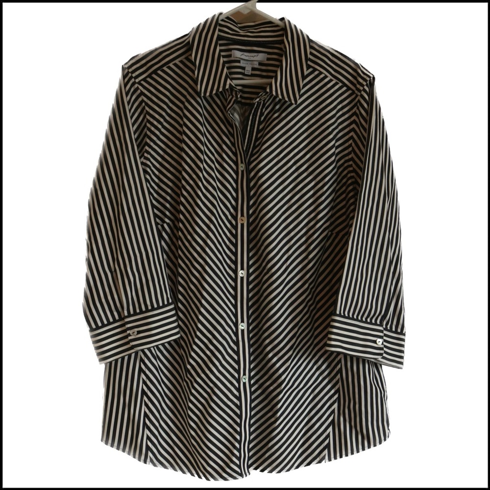 Foxcroft Heritage Non-Iron Tunic